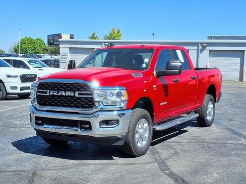 Used 2024 RAM 2500 Big Horn AWD/4WD image 2