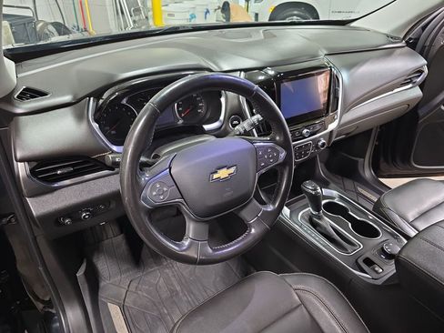Certified 2019 Chevrolet Traverse LT AWD/4WD image 17
