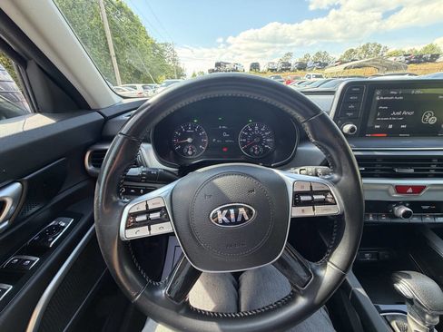 Used 2021 Kia Telluride LX FWD image 15