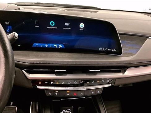 Used 2024 Cadillac XT4 Sport AWD/4WD image 31