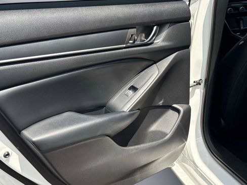 Certified 2018 Honda Accord Sport image 12