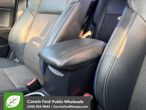 Used 2017 Toyota Corolla SE FWD image 23
