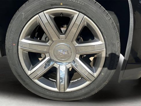 Used 2020 Cadillac Escalade Luxury image 41
