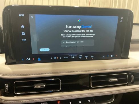 Used 2025 Lincoln Aviator Reserve w/ Equipment Group 201A AWD/4WD image 18