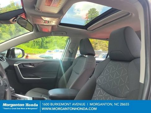 Used 2025 Toyota RAV4 XLE w/ Convenience Package FWD image 8