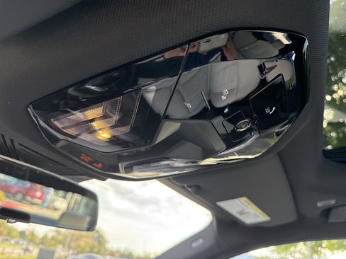 New 2026 BMW i5 eDrive40 image 23