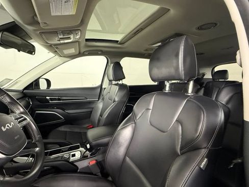 Used 2024 Kia Telluride S w/ S Sunroof Package FWD image 16