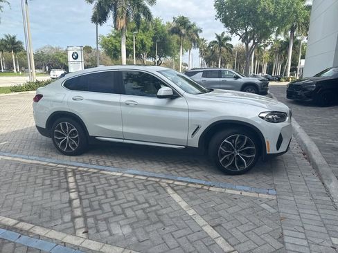 Used 2023 BMW X4 xDrive30i w/ Premium Package image 16
