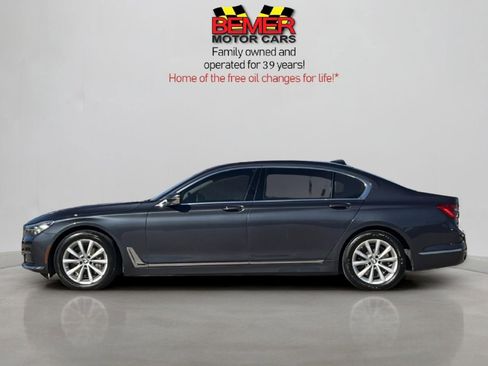 Used 2019 BMW 740i xDrive image 2