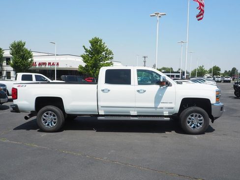 Used 2015 Chevrolet Silverado 3500 LTZ AWD/4WD image 8