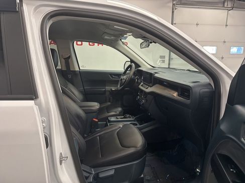 Used 2024 Ford Maverick Lariat w/ Black Appearance Package image 38