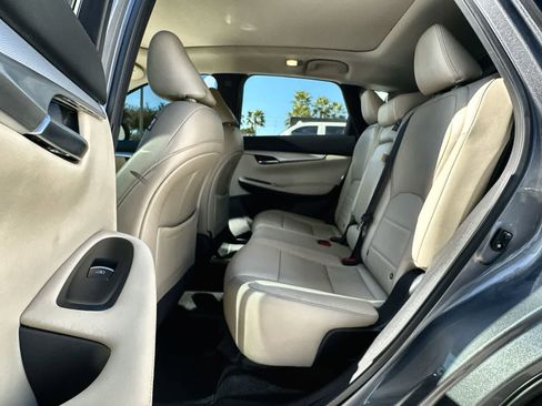 Used 2019 INFINITI QX50 Luxe w/ Navigation Package FWD image 19