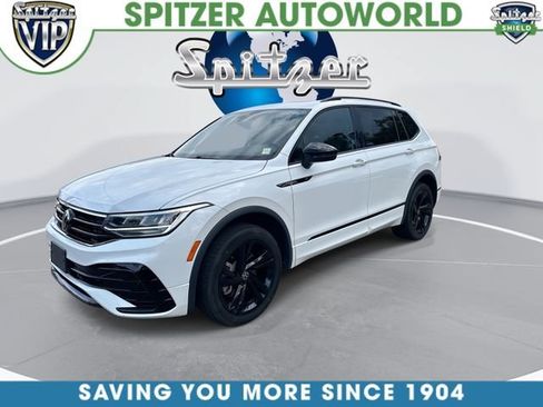 Used 2024 Volkswagen Tiguan SE R-Line AWD/4WD image 4