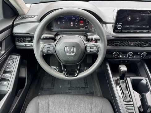 Certified 2023 Honda Accord LX image 27