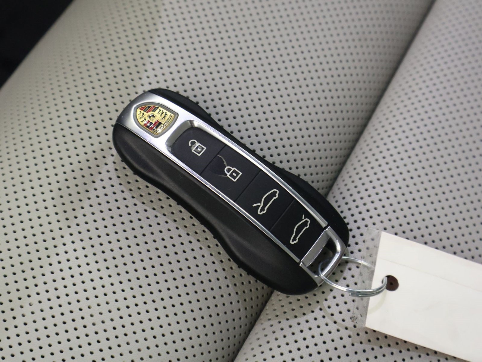 Certified 2023 Porsche Taycan 4S AWD/4WD image 33