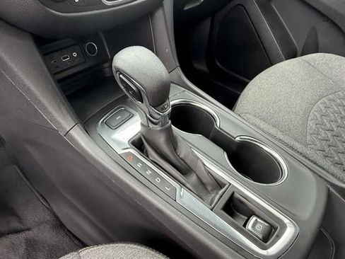 Used 2024 Chevrolet Equinox LT AWD/4WD image 11