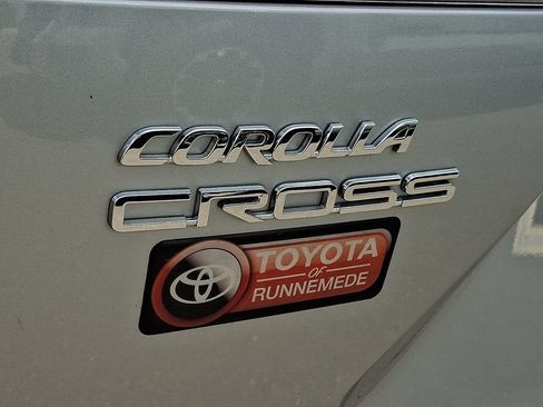 Used 2023 Toyota Corolla Cross L FWD image 29