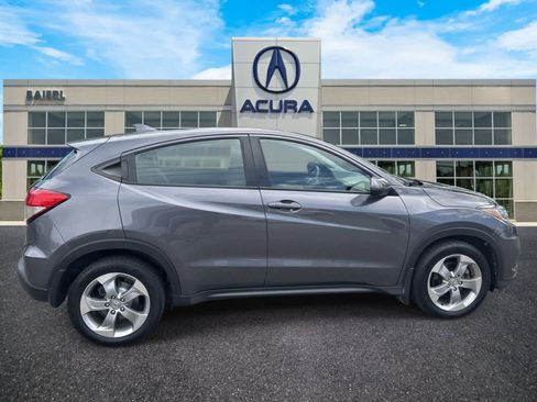 Used 2019 Honda HR-V LX image 6