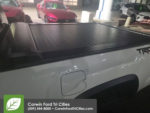 Used 2023 Toyota Tacoma TRD Off-Road w/ Technology Package image 8