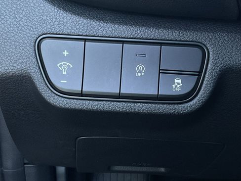 Used 2025 Kia Seltos S image 26