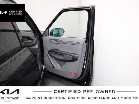Certified 2024 Kia EV9 GT-Line AWD/4WD image 16