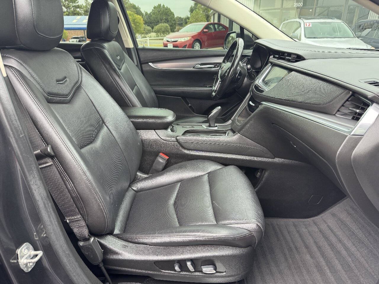 Used 2019 Cadillac XT5 Luxury FWD image 20