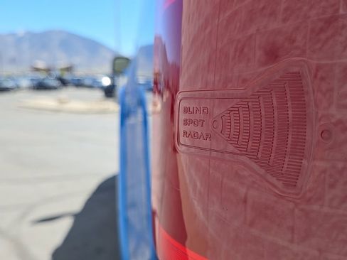 Used 2019 Ford F150 Lariat AWD/4WD image 12