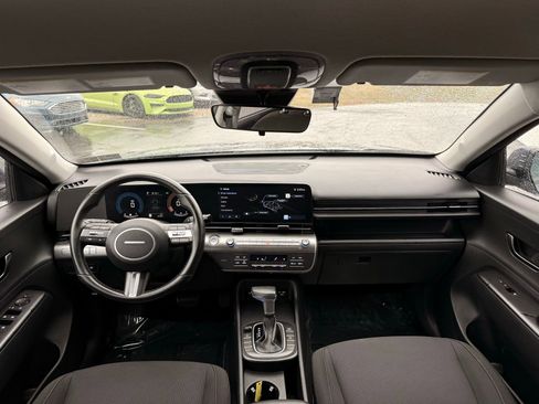Used 2024 Hyundai Kona SEL image 28