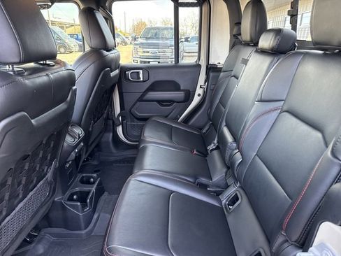 Used 2022 Jeep Gladiator Rubicon w/ Cold Weather Group image 6