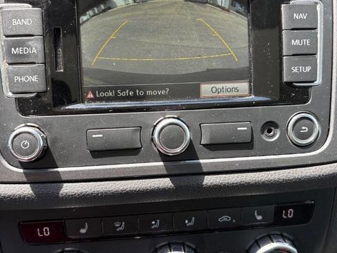 Used 2014 Volkswagen Tiguan SEL image 10