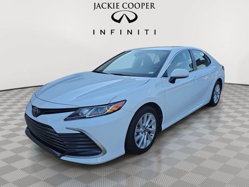 Used 2023 Toyota Camry LE FWD image 1