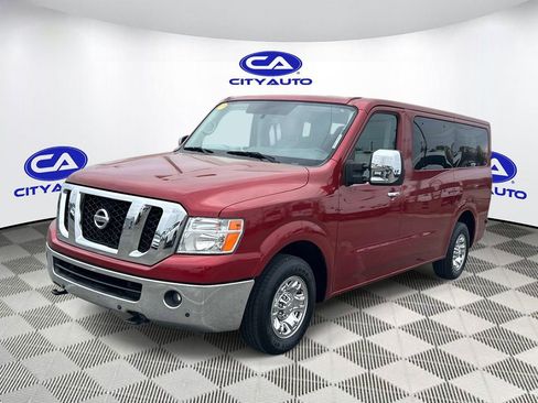 Used 2018 Nissan NV 3500 SL RWD image 9