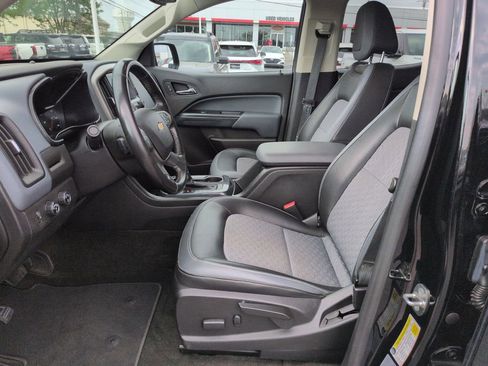 Used 2016 Chevrolet Colorado Z71 AWD/4WD image 9