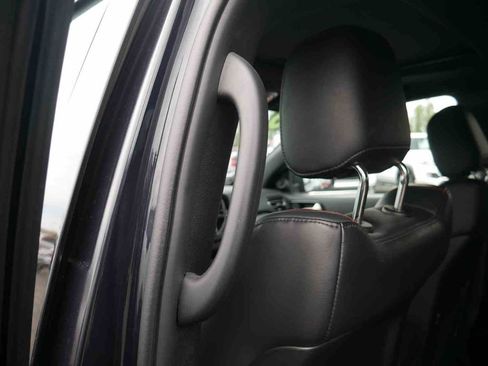 Used 2025 Dodge Durango R/T AWD/4WD image 19