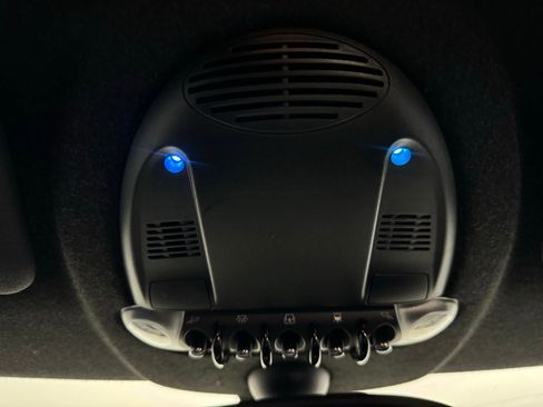 Used 2013 MINI Cooper Clubman John Cooper Works image 19