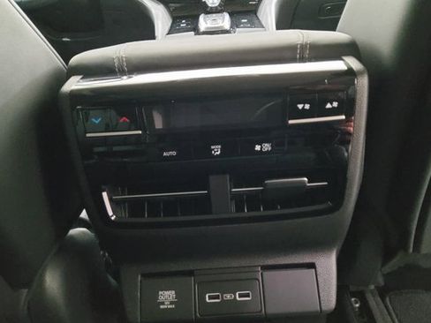 Used 2024 Acura MDX FWD w/ Technology Package image 22