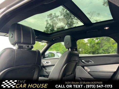 Used 2019 Land Rover Range Rover Velar R-Dynamic SE image 18