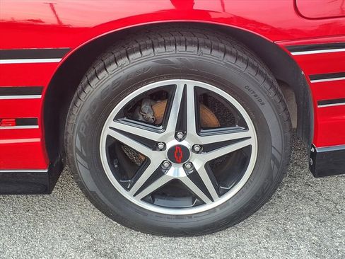 Used 2004 Chevrolet Monte Carlo SS w/ Dale Earnhardt Jr. Package image 20