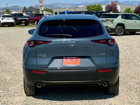 Used 2024 MAZDA CX-30 AWD 2.5 S w/ Preferred Package image 4
