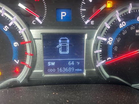 Used 2014 Toyota 4Runner SR5 Premium image 7