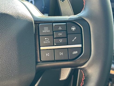 Used 2025 Ford F150 Raptor AWD/4WD image 32