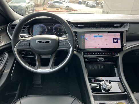 New 2026 Jeep Grand Cherokee L Limited w/ Limited Altitude Package AWD/4WD image 20