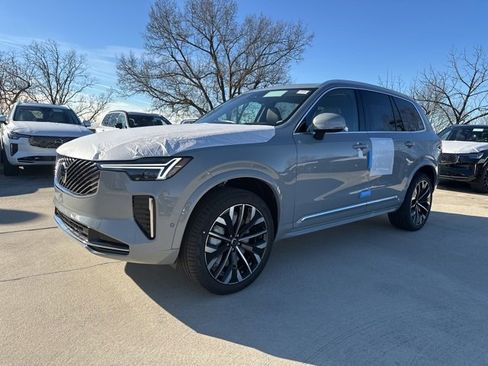 New 2026 Volvo XC90 B6 Ultra image 3