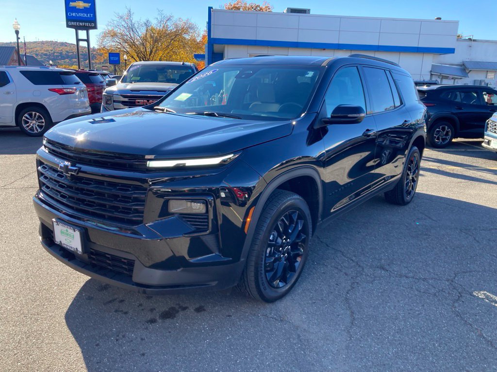 Used 2026 Chevrolet Traverse LT w/ Midnight/Sport Edition FWD image 28
