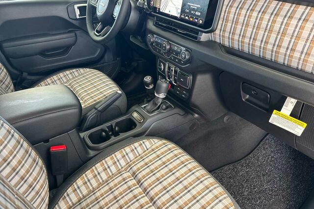 New 2026 Jeep Gladiator Sport AWD/4WD image 12