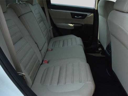 Used 2018 Honda CR-V LX image 17
