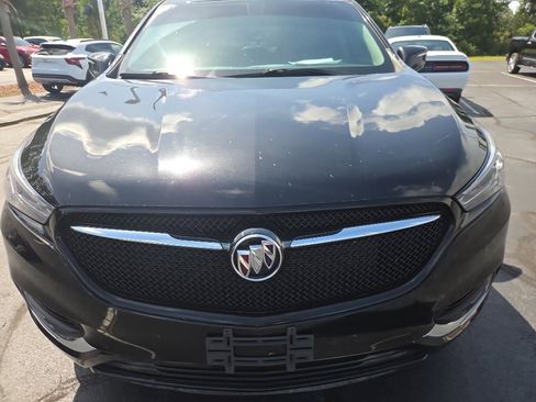 Used 2021 Buick Enclave Essence w/ Sport Touring Edition FWD image 8