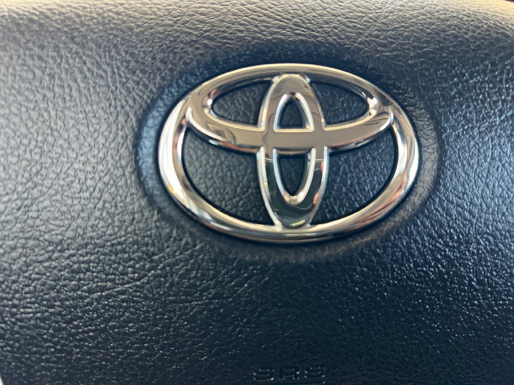 Used 2022 Toyota 4Runner Limited RWD image 5