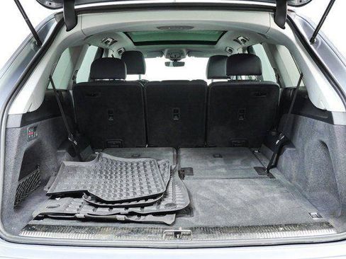 Used 2022 Audi Q7 3.0T Premium w/ Convenience Package AWD/4WD image 28