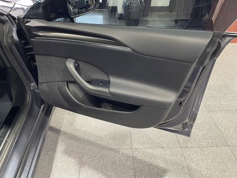 Used 2021 Tesla Model S Plaid image 36